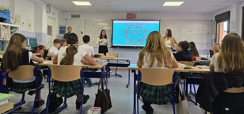 Profesionales del Hospital Quirónsalud Marbella forman sobre salud mental y prevención del bullying a alumnos del Colegio Alemán, de la mano del programa Stay Healthy de la Fundación Quirónsalud
